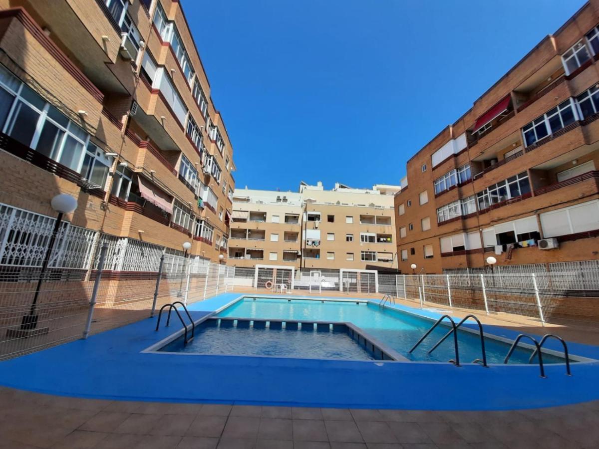 016 Happiness Apartment - Alicante Holiday Torrevieja Luaran gambar